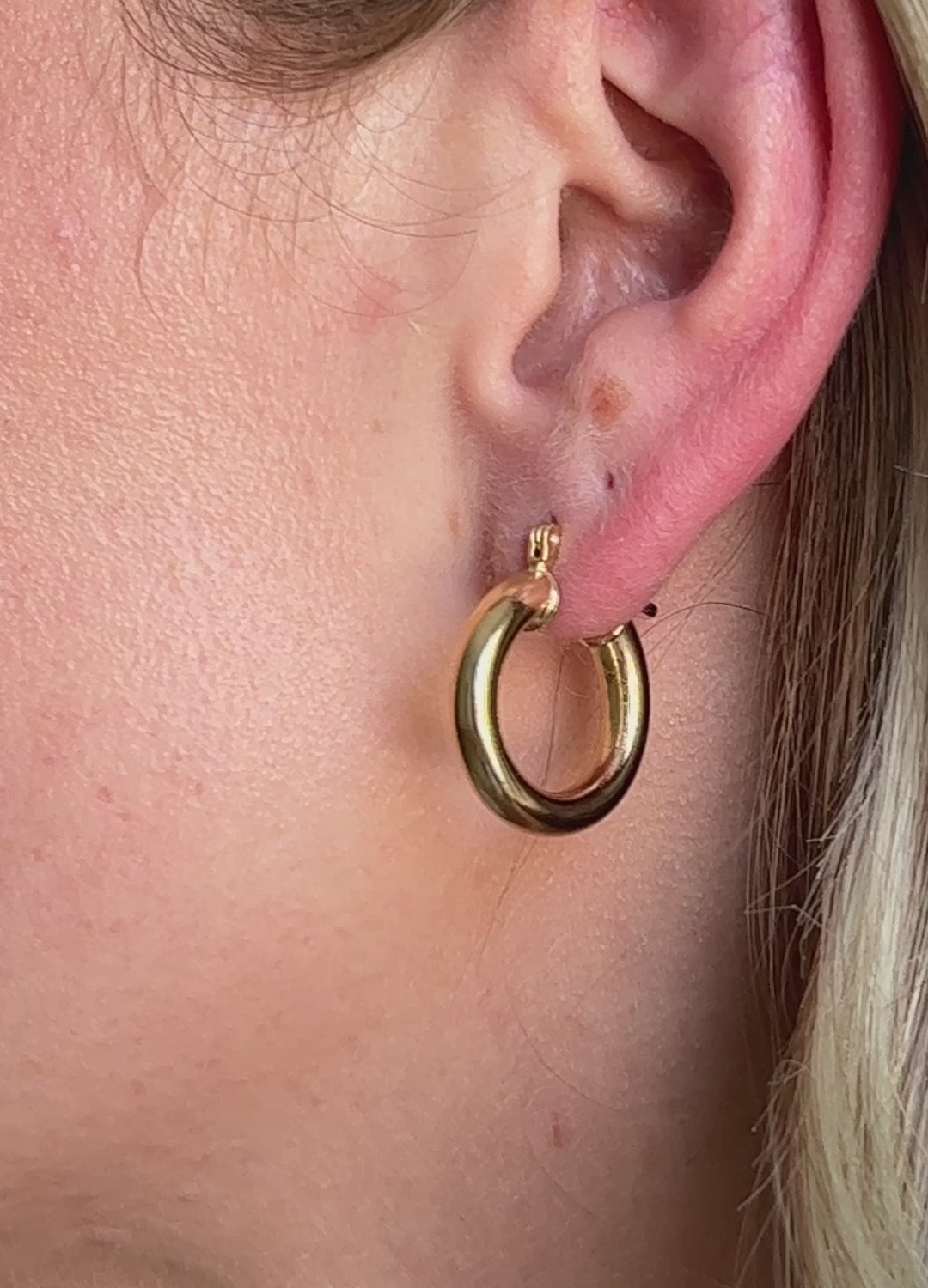 Mini Goldie Hoops