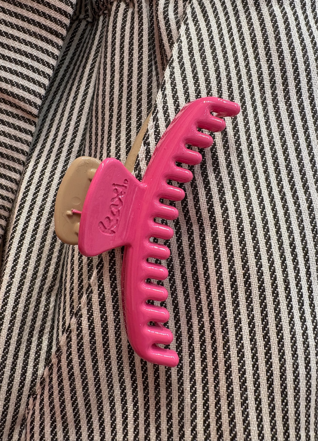 Two Toned Mini Hold Everything Claw