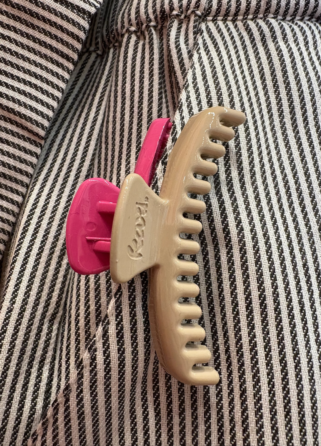 Two Toned Mini Hold Everything Claw