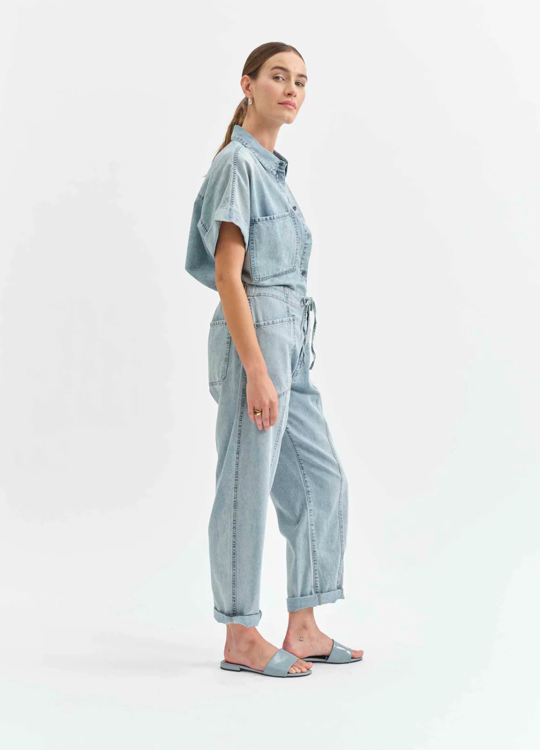Villa Drawstring Barrel Leg Chambray Pants