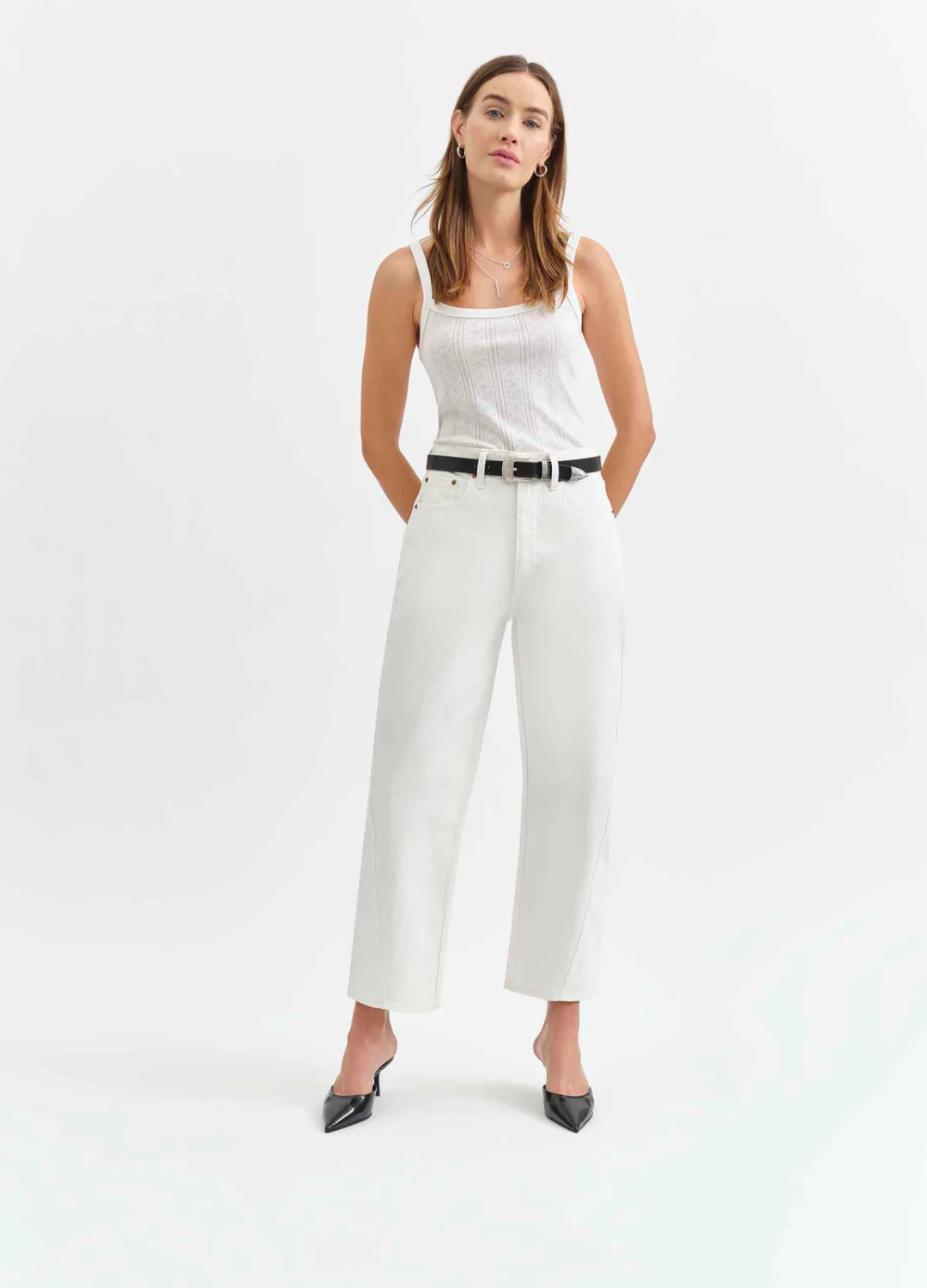 Westward Barrel Leg Jeans in Swan
