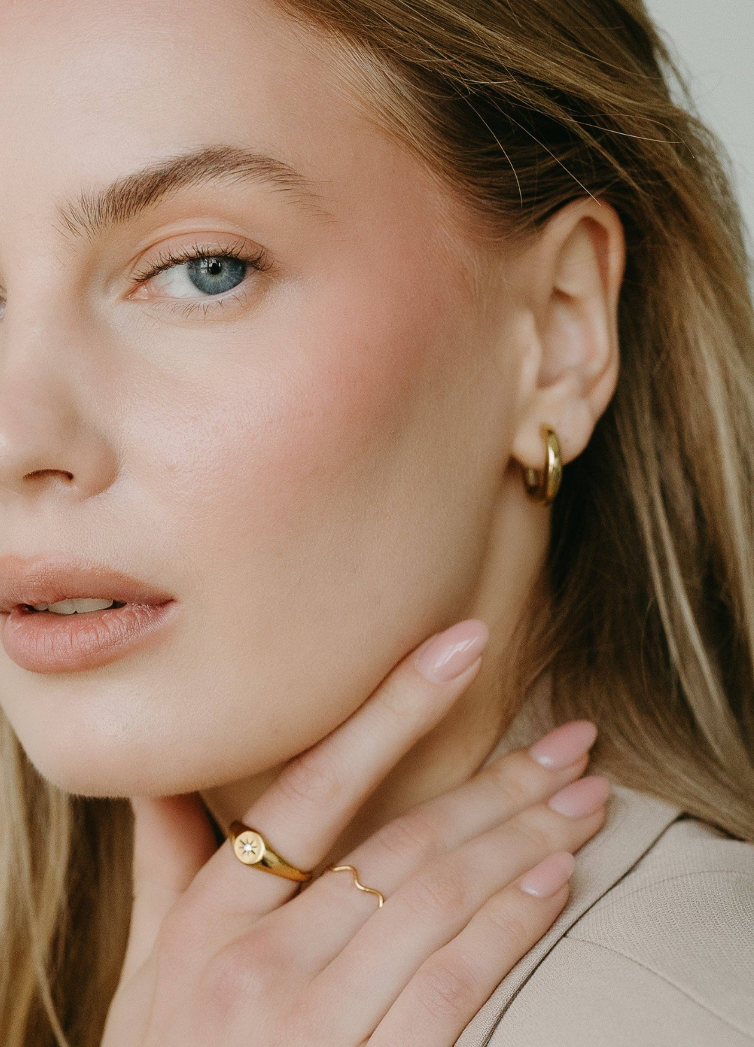 Essential Huggie Hoop Earrings