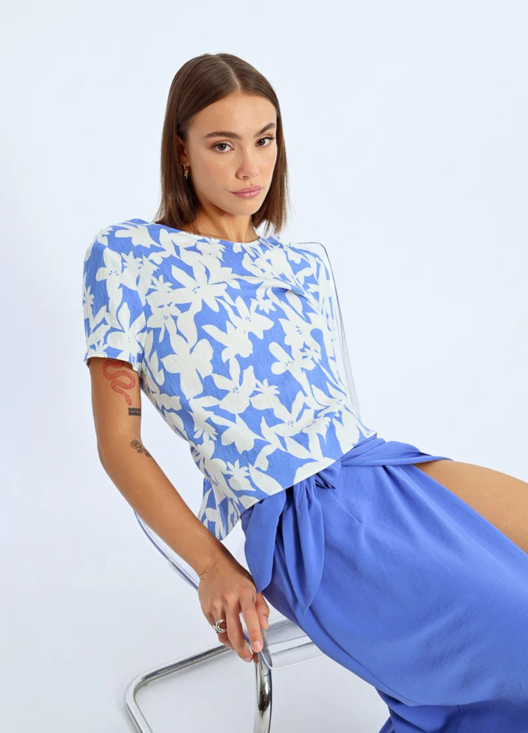 Short Sleeve Floral Print Blouse with Open Back Detail