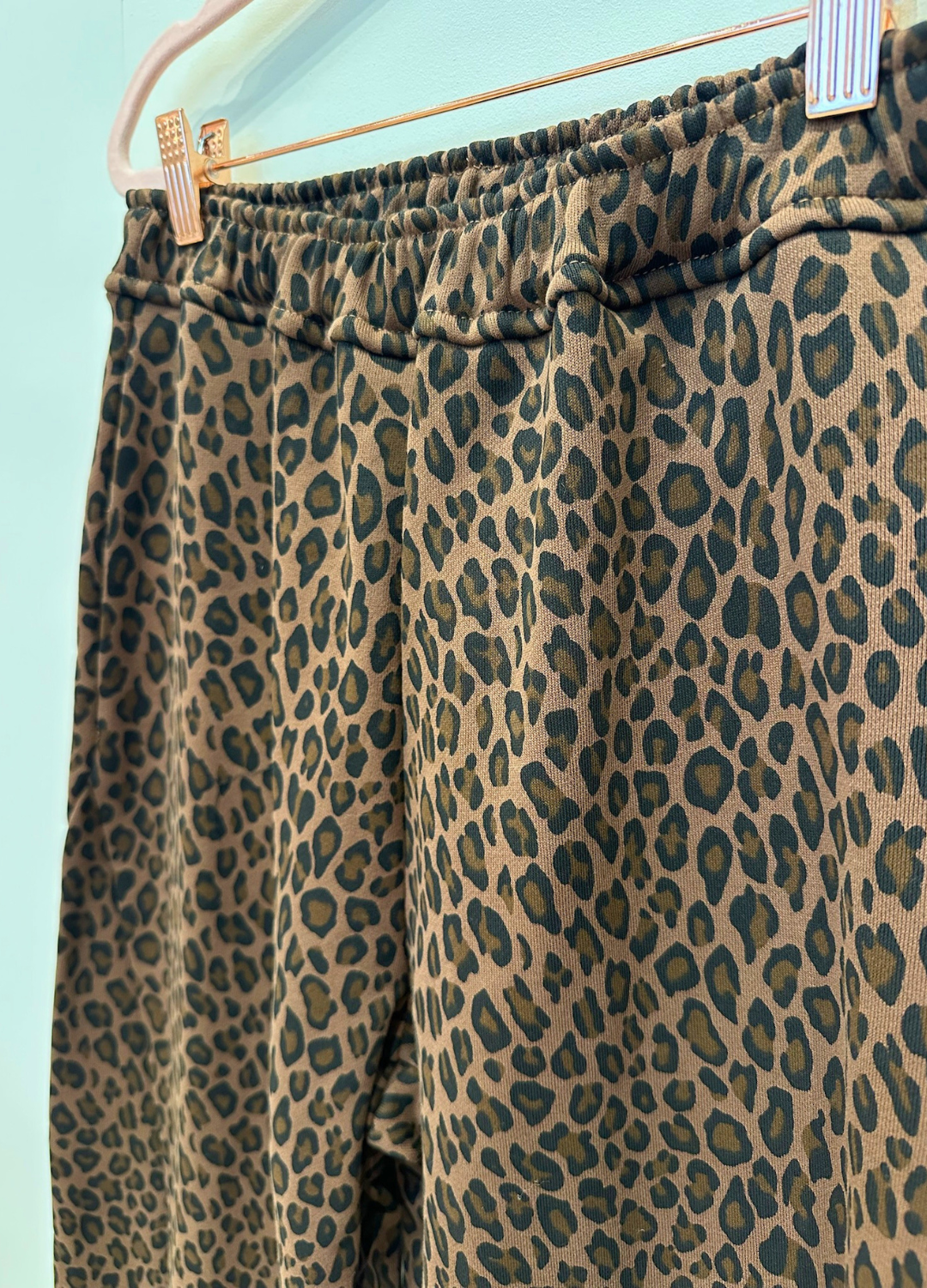 Leopard Barrel Sweatpant