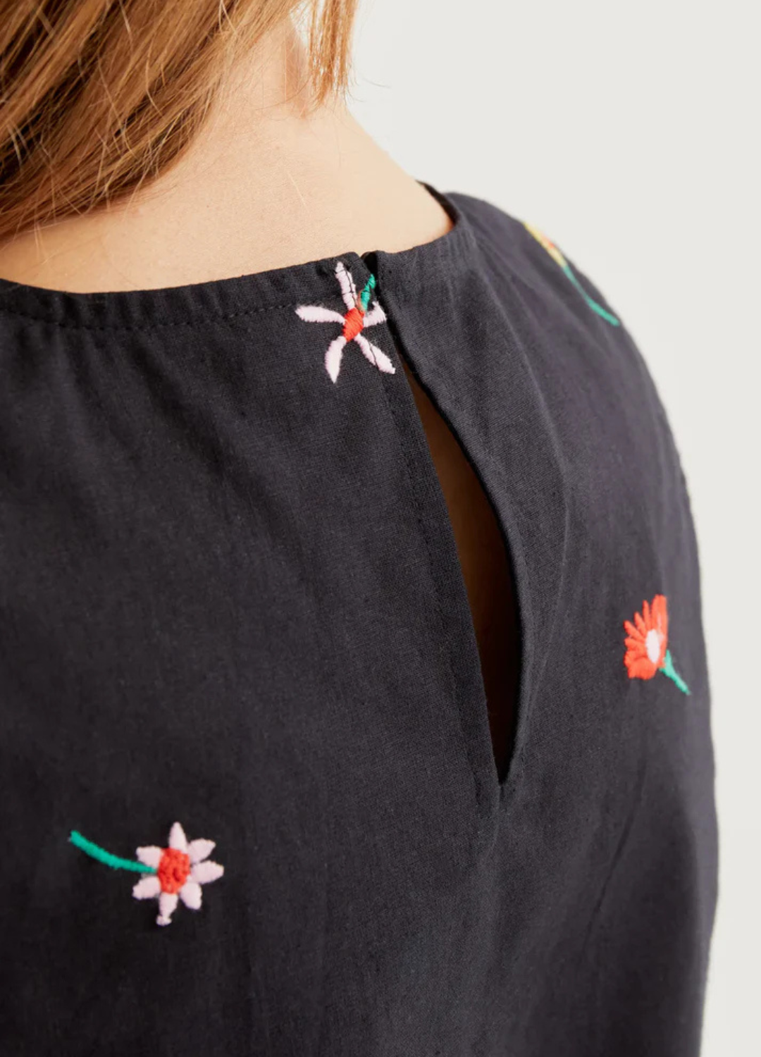 Gardener Flowers Print Sleeveless Top