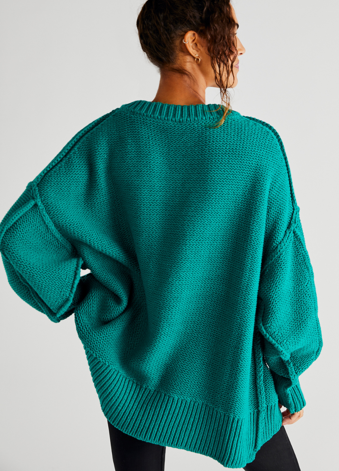 Alli V-Neck Sweater // Mountain View