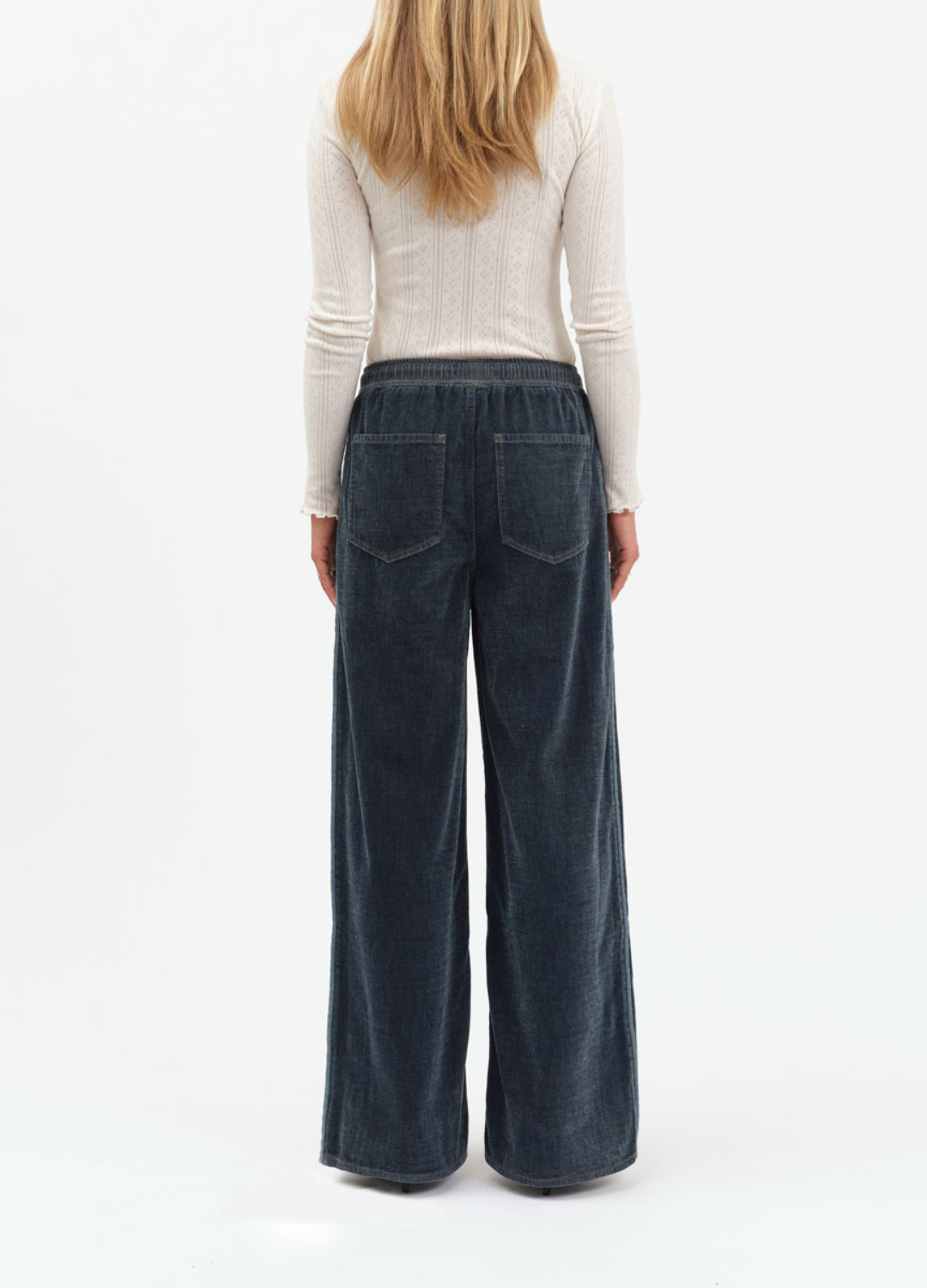 Cozy Wide Leg Pull On Jean in Sky Whisper