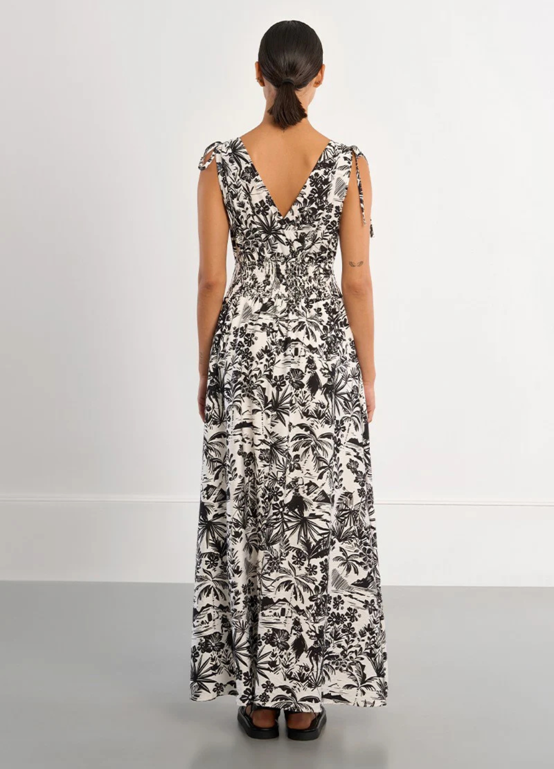 Island Bloom Maxi Dress