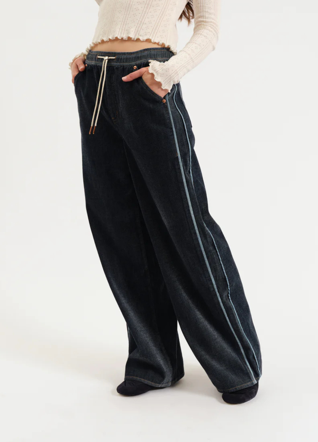 Cozy Wide Leg Pull On Jean in Sky Whisper